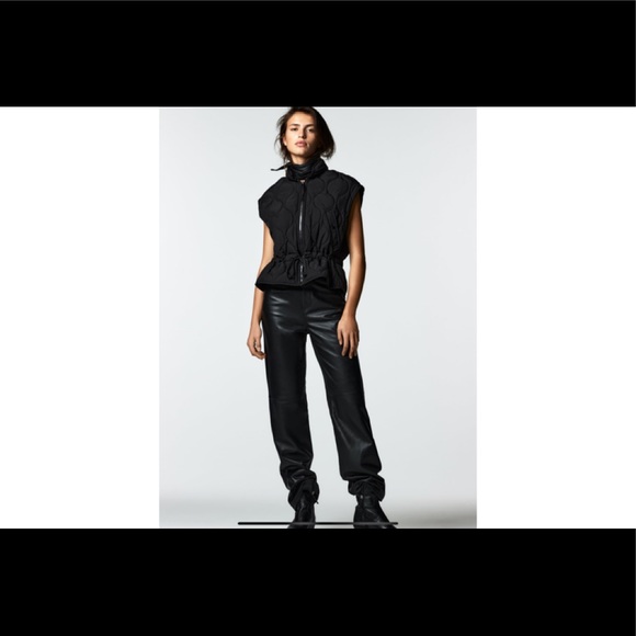 ☄️NEW Zara Beautiful Quilted Vest - Picture 1 of 8